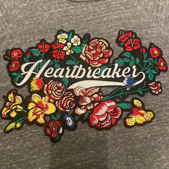 Rebecca Minkoff sweatshirt with Heartbreaker appliqué - Picture 3 of 3